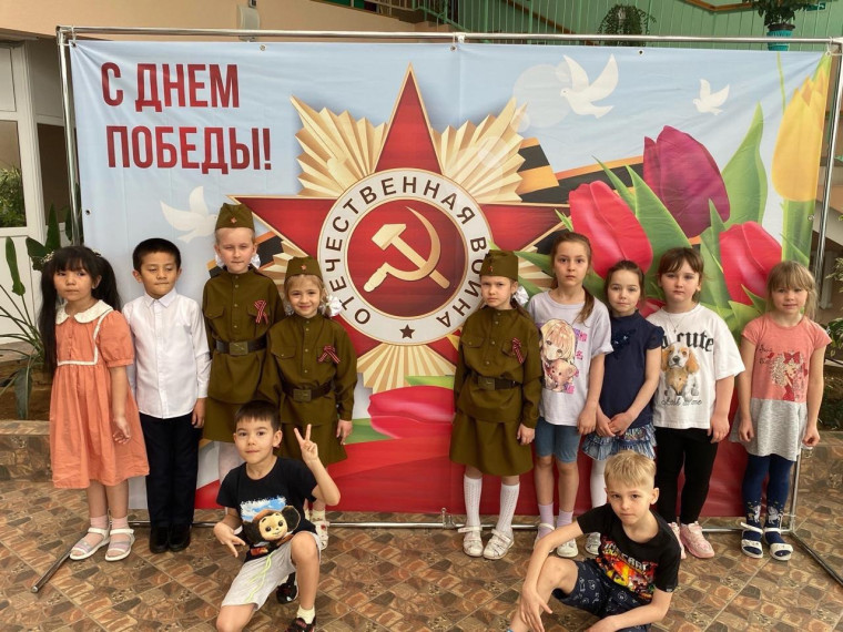 Конкурс чтецов «Строки, опаленные войной», посвященный 80-летней годовщине Победы в Великой Отечественной войне.